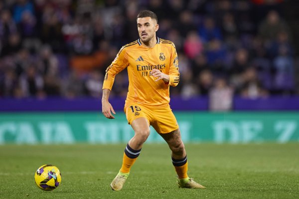 记者：皇马方面以为塞巴略斯险些弗成能离队，贝蒂斯无法承担用度