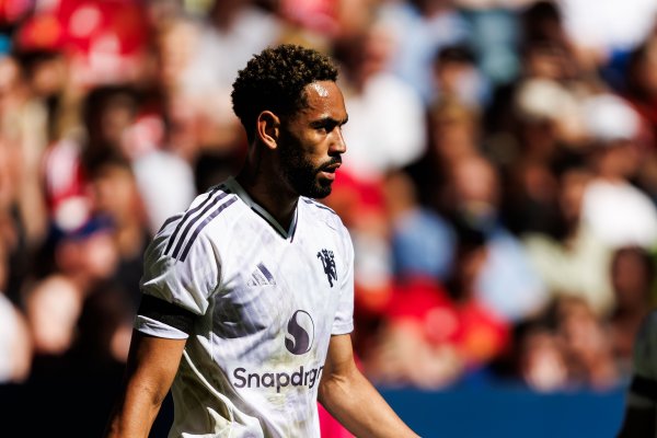 小吧译言家|双10号驾到！库尼亚与姆贝莫将若何重塑曼联战略体系