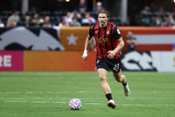 队报评扎巴尔尼：生动性强且民风高位压迫，允洽恩里克的战略体系