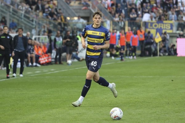 斯基拉：利物浦已推断安排莱奥尼明日体检，交往将在48小时内完成