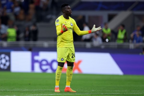 👀重返国米？英媒：国米但愿更新门将声威，他们谈判签回奥纳纳