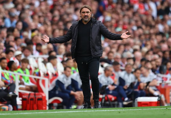 利兹联主帅：定位球丢球令东说念主恼火，阿森纳5射正进5球太高效