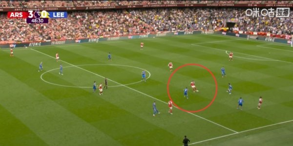 通顺！卡拉菲奥里不休球平直撩传，栽种约克雷斯一条龙破门