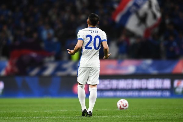 足球报：申花若思夺冠，临了8轮需要站出来的详情不可仅仅于汉超