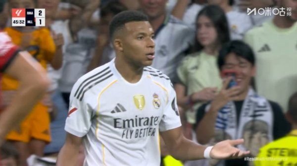姆总东说念主晕了！姆巴佩再次破门被吹越位，本场已三次越位