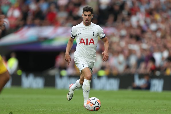 罗马诺：所罗门赴水晶宫来回告吹，黄潜试图在临了时刻签下他