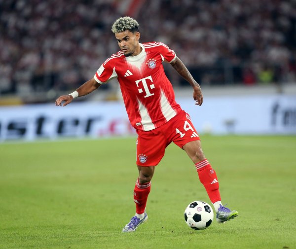 迪亚斯：很庆幸和凯恩并肩战斗 在我家乡东谈主东谈主齐保合手乐不雅