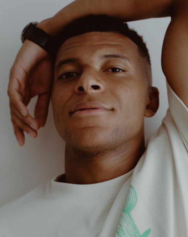 姆巴佩：本年我赢不了金球，登贝莱和阿什拉夫谁拿我齐会格外幽闲