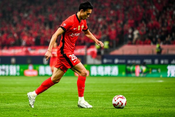 刘若钒：若是不是武磊临场点拨，我可能没法在比赛中打入两粒进球