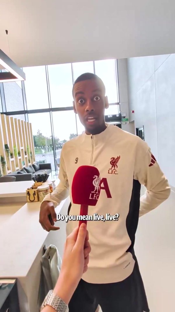 见过最棒的随心球？范迪克：凄凉的是，那球是梅西对阵咱们打进的