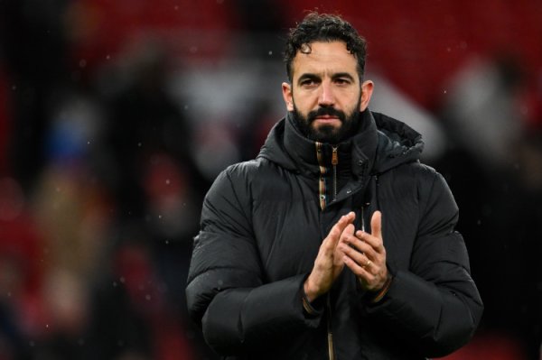 重返葡超？邮报：本菲卡主席候选东谈主思招募阿莫林，还思带回B席