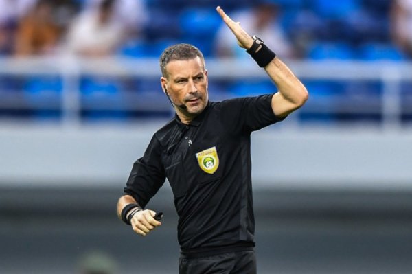 克拉滕伯格：若昂-佩德罗离球门较远 若纳坦-塔犯规未达红牌轨范