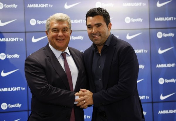 德科：巴萨必须为队史最好梅西踢一场比赛 亚马尔和梅西透澈不同