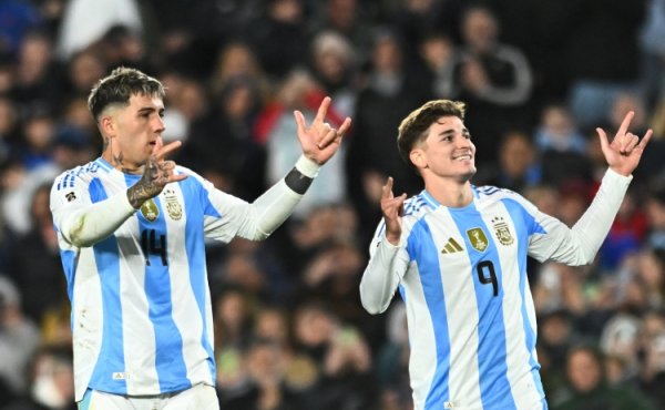 小蜘蛛：国度队一直和恩佐睡，前次他停赛没来我拒却与其他东谈主同住