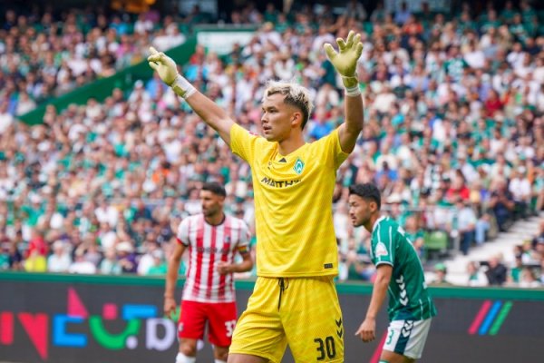 混血归化+1？日本与21岁不莱梅主力门将巴克豪斯探究，但愿归化