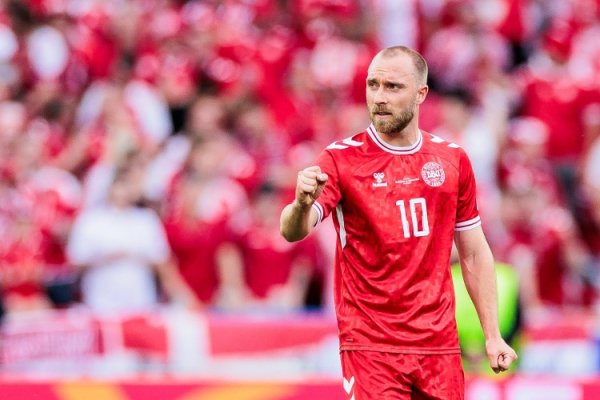 埃里克森：霍伊伦形状教养很强也很贫苦，之前总有东谈主会被当替罪羊