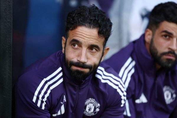 镜报：曼联高层与部分球员对话，得到的响应是球员仍复旧阿莫林