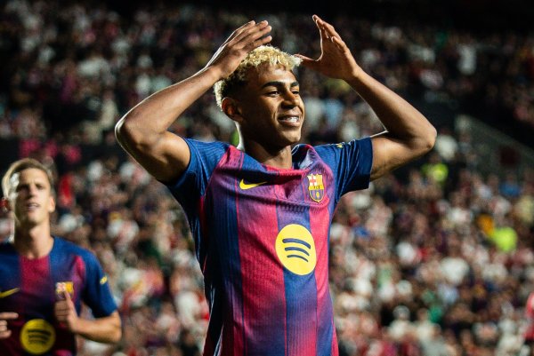 每体：生活经历汲引了咫尺的亚马尔，他还在不错犯错和改正的年事