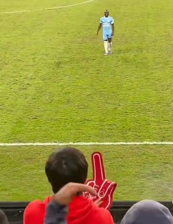 会重办脑怒活动？李璇：中足联紧迫官员在蓉城vs河南比赛现场