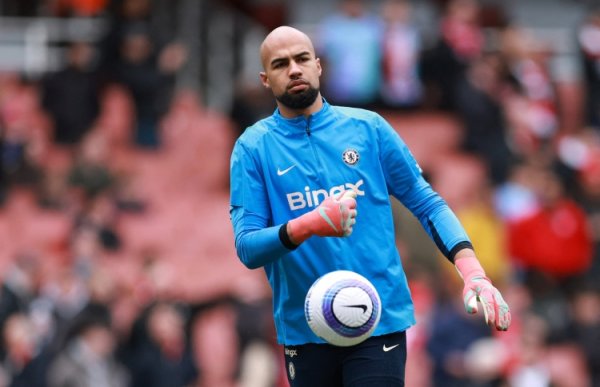 桑切斯：凯塞多在场上是一头猛兽，五五开的球他老是能抢下来