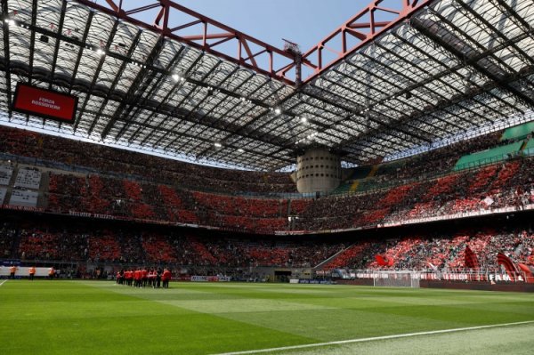 记者：圣西罗本日起包摄米兰双雄所有，俱乐部启动新球场野心责任