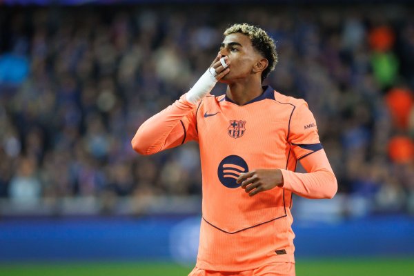 TA：弗里克若不处分驻守问题巴萨或颗粒无收；亚马尔接过中枢株连