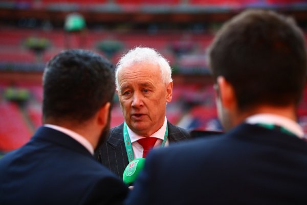 卫报：EFL将反对英甲俱乐部提议的工资帽和超支阔绰税激进提案