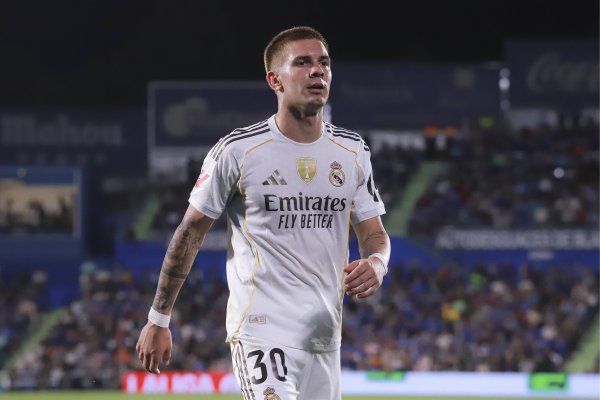 马卡报：马斯坦托诺禁受物理调治无需手术，个性化照应终点弥留