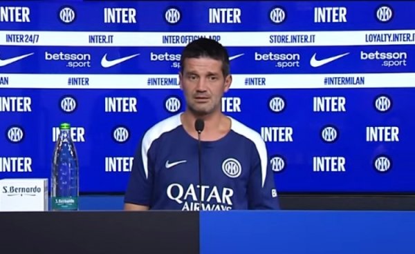 王人沃：邓弗里斯无缘战米兰 偶然咱们要让比赛更浓烈以致更多犯规