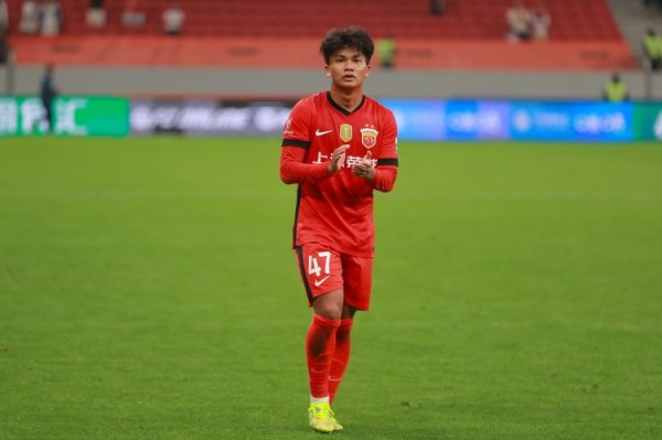 蒯纪闻：没思到糊口第一年就能拿冠军；将来海港队口角常有但愿的