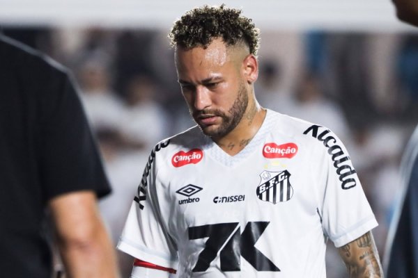 罗马诺：内马尔的公约庚底到期，受伤前有几家俱乐部一直在激情他